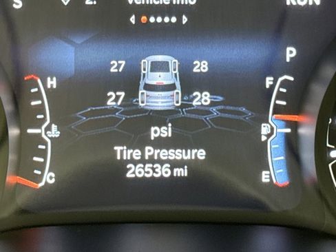 Used 2022 Jeep Compass Latitude image 13