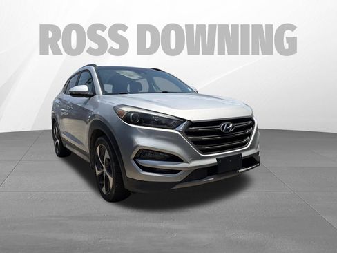 Used 2017 Hyundai Tucson Limited w/ Limited Ultimate Package 03 AWD/4WD image 3