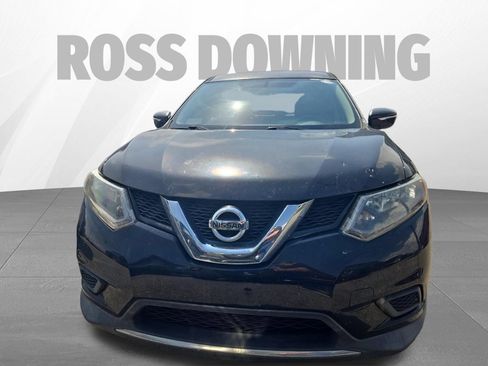 Used 2015 Nissan Rogue S FWD image 2
