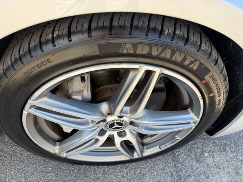 Used 2019 Mercedes-Benz E 450 4MATIC Wagon w/ Premium Package image 10