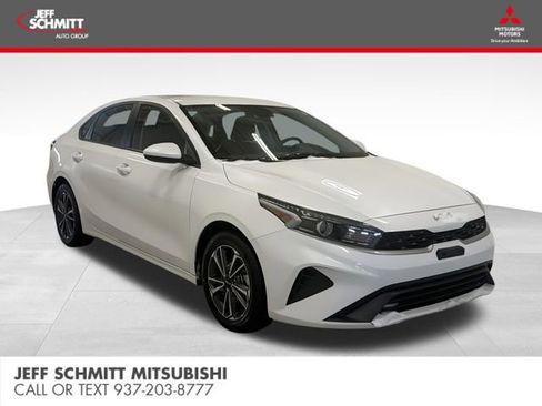 Used 2024 Kia Forte LXS image 1