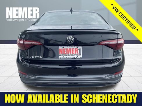 Used 2023 Volkswagen Jetta Sport FWD image 4