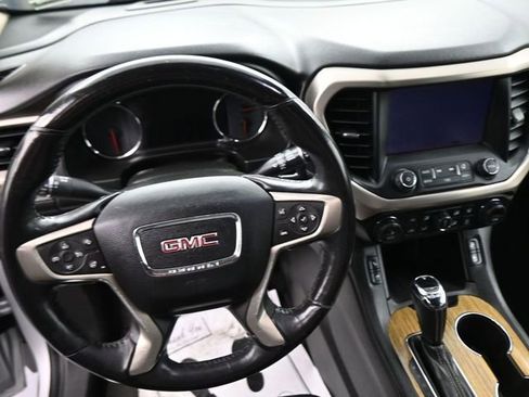 Used 2017 GMC Acadia Denali AWD/4WD image 28