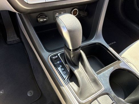 Used 2018 Hyundai Sonata ECO image 19