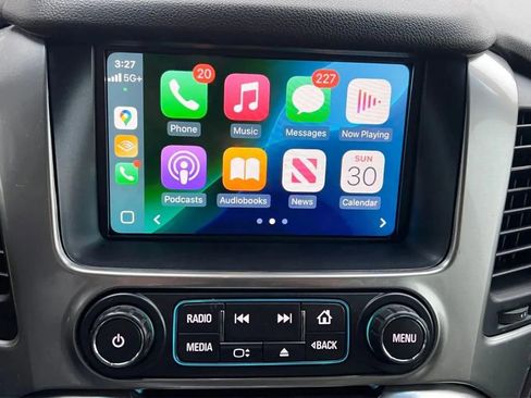 Used 2019 Chevrolet Suburban LT image 40