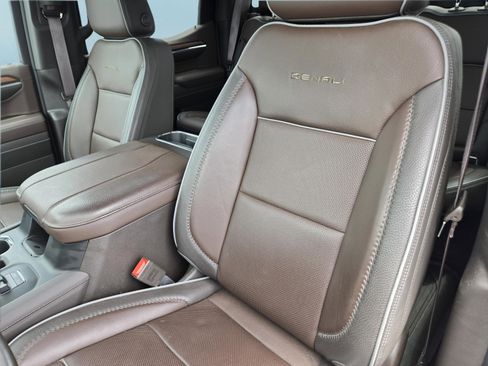 Used 2024 GMC Sierra 1500 Denali AWD/4WD image 16