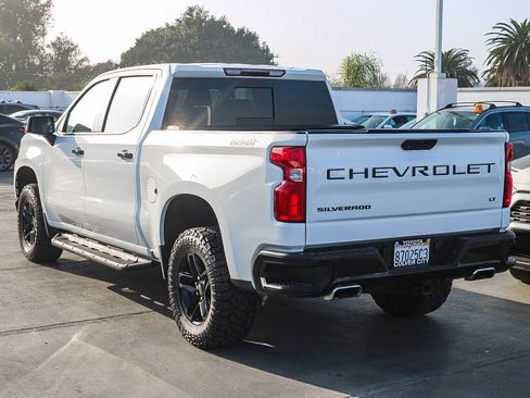 Used 2021 Chevrolet Silverado 1500 LT Trail Boss w/ Convenience Package II image 7