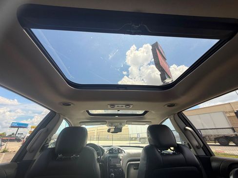 Used 2015 Buick Enclave Premium FWD image 18