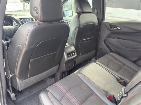 Used 2024 Chevrolet Equinox RS image 28