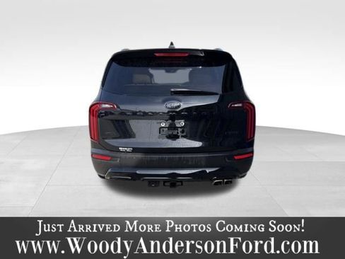 Used 2021 Kia Telluride SX w/ Nightfall Edition Package image 5