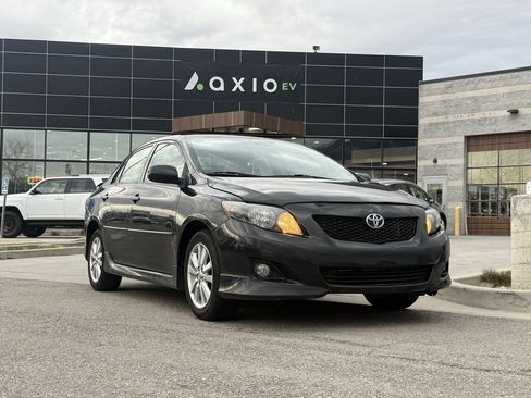Used 2010 Toyota Corolla S image 1