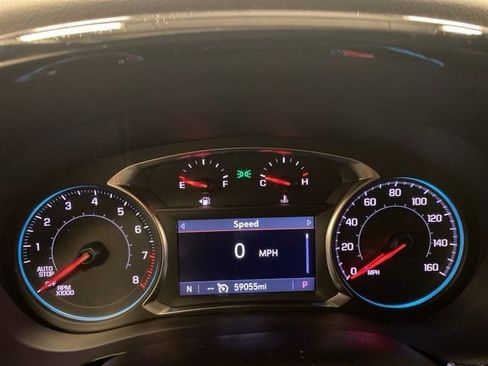 Used 2023 Chevrolet Traverse LT image 10