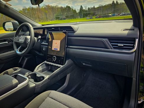 New 2026 GMC Terrain Elevation AWD/4WD image 37