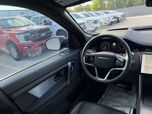 Used 2024 Land Rover Discovery Sport Dynamic SE AWD/4WD image 19