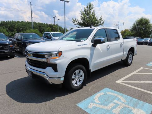 Used 2023 Chevrolet Silverado 1500 LT w/ Protection Package image 3