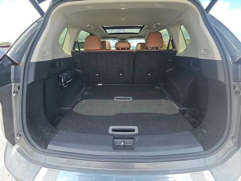 Used 2024 Nissan Rogue Platinum FWD image 2