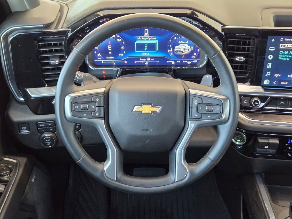 Used 2023 Chevrolet Silverado 1500 LTZ AWD/4WD image 21