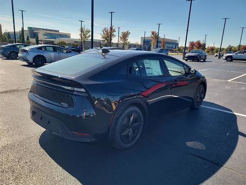 New 2026 Toyota Prius Plug-In Hybrid image 5