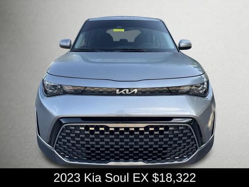 Used 2023 Kia Soul EX FWD image 8