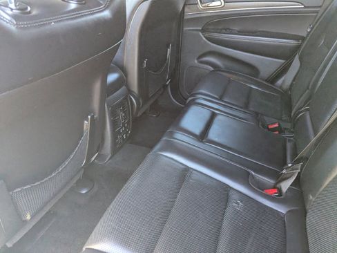 Used 2015 Jeep Grand Cherokee Limited w/ Luxury Group II image 14