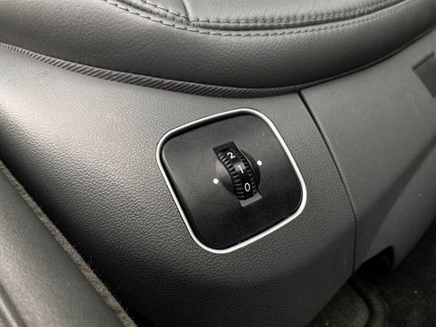 Used 2004 Mercedes-Benz SL 500 w/ AMG Sport Pkg image 17