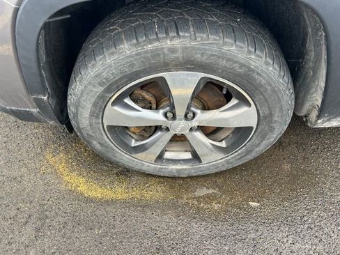 Used 2019 Jeep Cherokee Limited AWD/4WD image 8