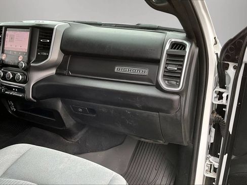 Used 2024 RAM 2500 Big Horn AWD/4WD image 27