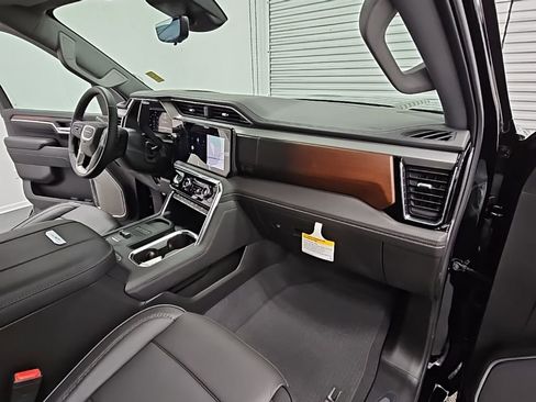 New 2026 GMC Sierra 2500 Denali w/ Denali Reserve Package AWD/4WD image 39