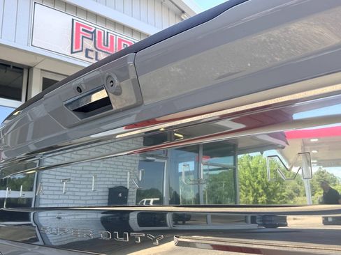 Used 2024 Ford F250 Platinum AWD/4WD image 9