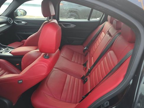 Used 2024 Alfa Romeo Giulia Ti w/ Performance Driving Package RWD image 8