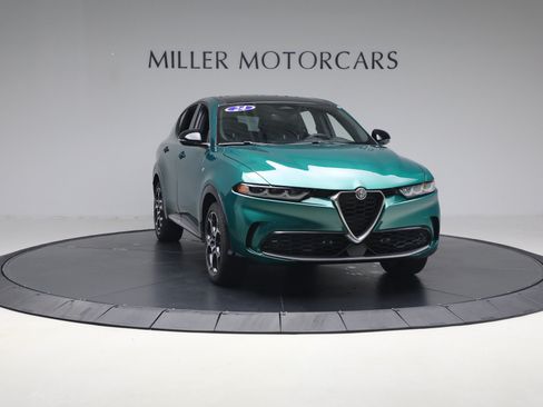 Used 2024 Alfa Romeo Tonale Ti w/ Premium Interior Package AWD/4WD image 11