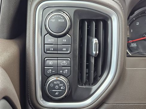Certified 2023 Chevrolet Silverado 3500 LTZ w/ LTZ Convenience Package AWD/4WD image 26