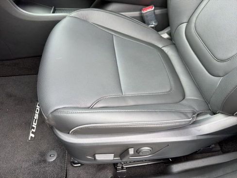 New 2026 Hyundai Tucson Limited image 24