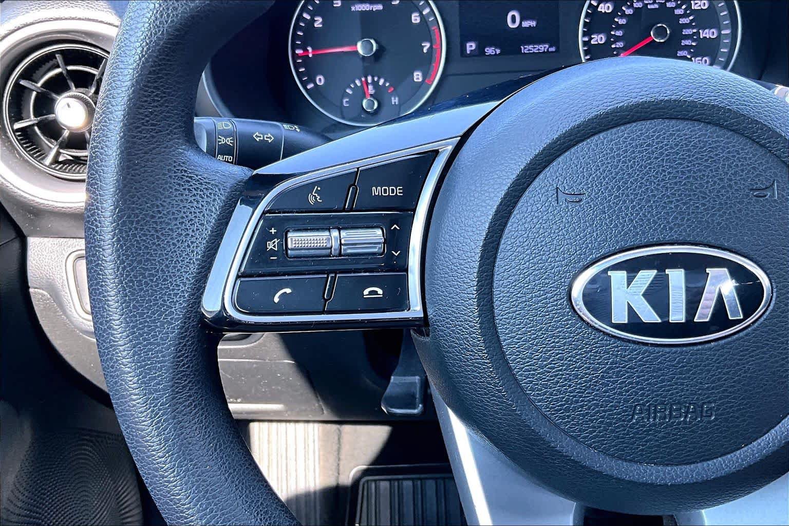 Used 2021 Kia Forte LXS FWD image 23