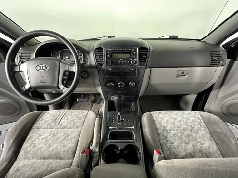 Used 2008 Kia Sorento LX image 32