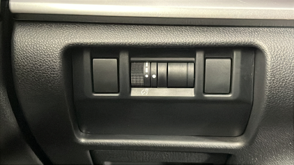 Used 2024 Subaru Impreza 2.0i AWD/4WD image 29