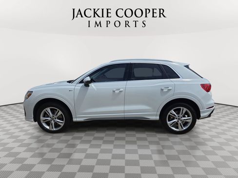 Used 2020 Audi Q3 2.0T Premium Plus w/ Premium Plus Package AWD/4WD image 8