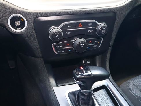 Used 2022 Dodge Charger SXT RWD image 20