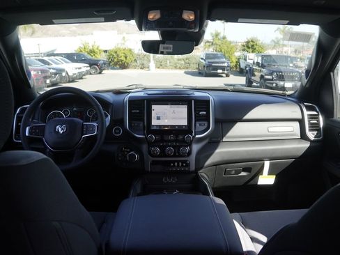 New 2026 RAM 1500 Big Horn AWD/4WD image 34