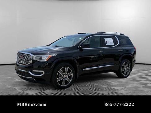 Used 2017 GMC Acadia Denali w/ Technology Package FWD image 1
