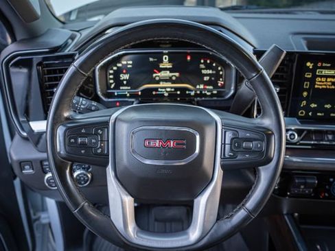 Used 2024 GMC Sierra 3500 SLT w/ SLT Convenience Package AWD/4WD image 14