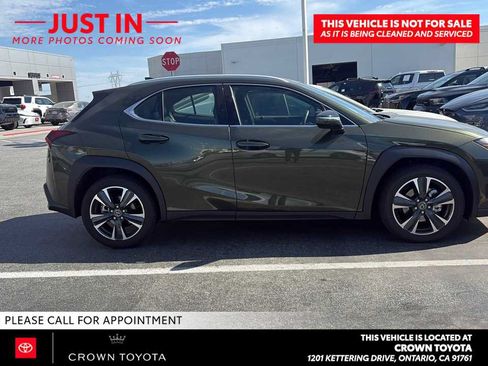 Used 2025 Lexus UX 300h FWD image 3