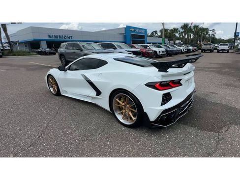 Used 2022 Chevrolet Corvette Stingray Coupe w/ Battery Protection Package RWD image 4