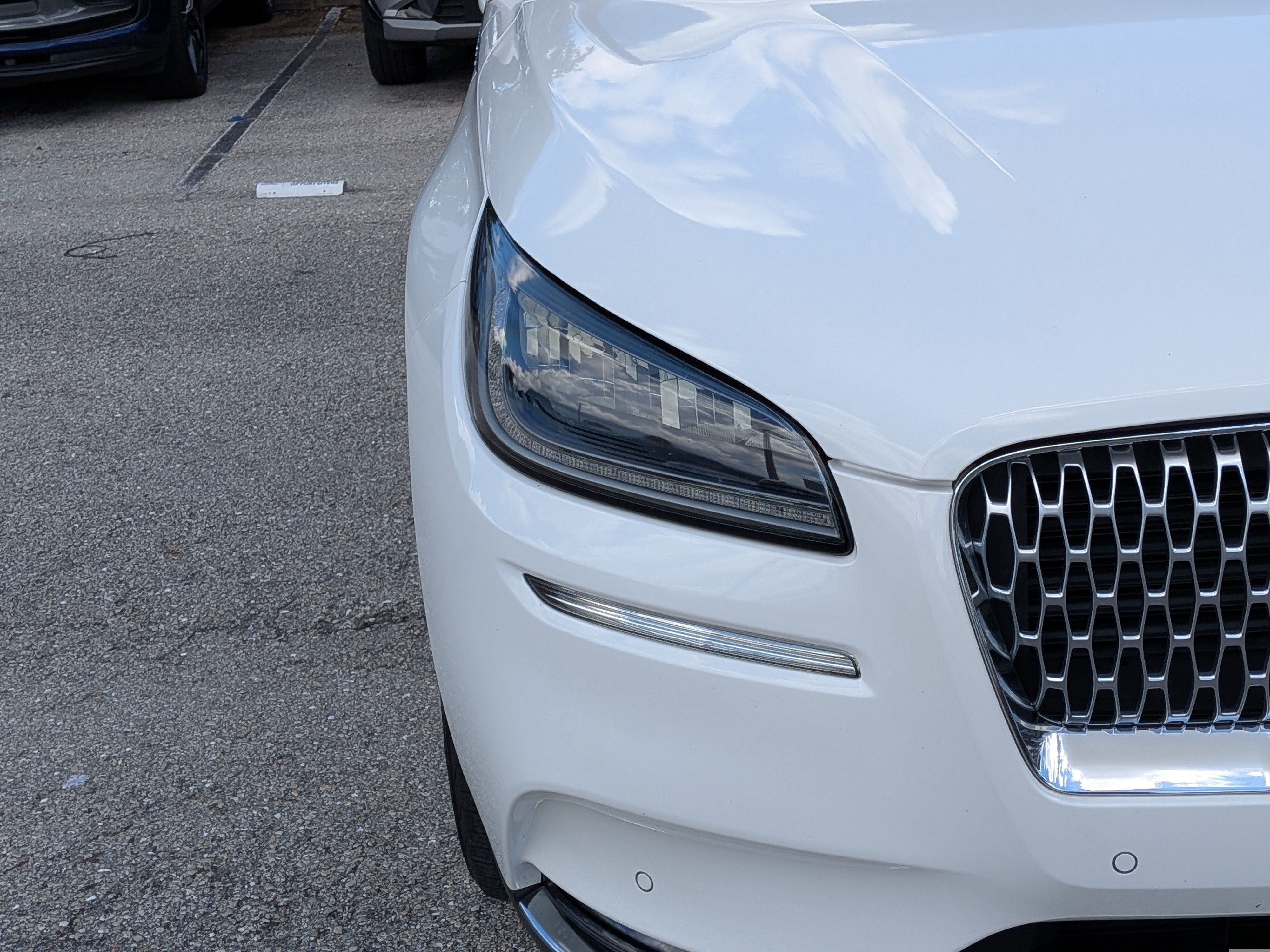 Used 2020 Lincoln Corsair Reserve w/ Equipment Group 201A AWD/4WD image 10