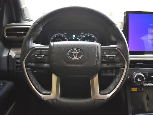 Certified 2024 Toyota Tacoma TRD Off-Road w/ TRD Off Road Premium Package image 9