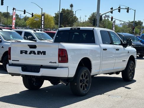 New 2026 RAM 2500 Big Horn AWD/4WD image 7