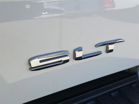 Used 2023 GMC Sierra 1500 SLT w/ SLT Premium Package image 5