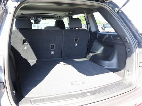 New 2025 Jeep Grand Cherokee Laredo X w/ Trailer Tow Package image 15