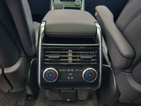 Used 2023 Land Rover Range Rover SE AWD/4WD image 11