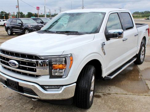 Used 2022 Ford F150 Lariat image 11